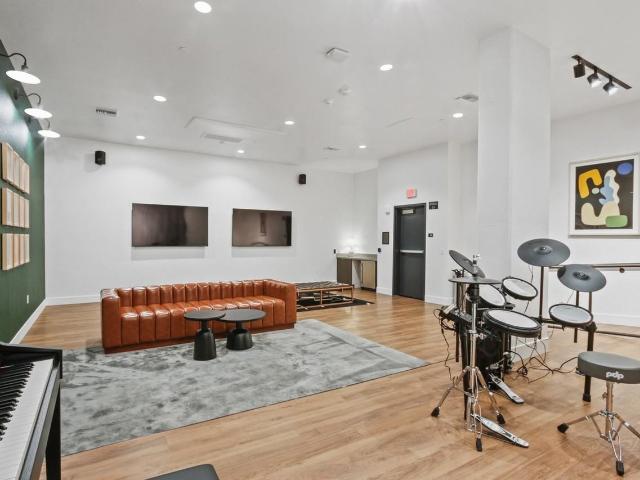 Apartment for rent in Canoga Park, California