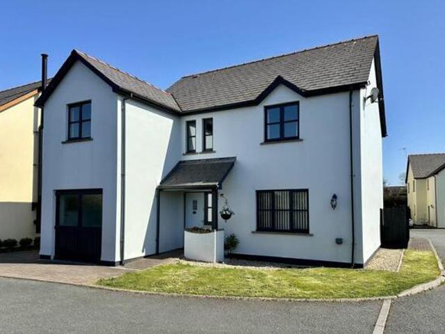 House for sale in Tenby, Pembrokeshire