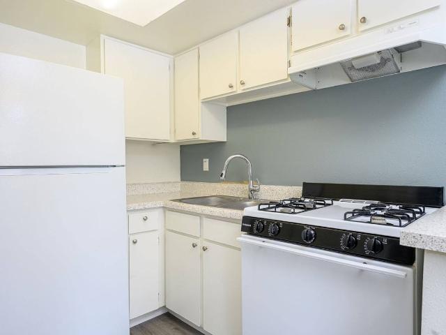 Apartment for rent in California