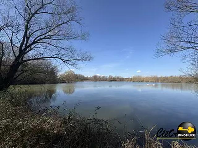 Terrain vente à Louhans-Châteaurenaud, Sagy