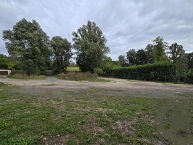 Terrain vente à Pontoise, Île-de-France