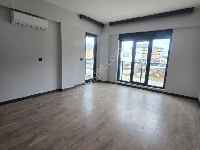 Bucak, Burdur içerisinde satılık mülk