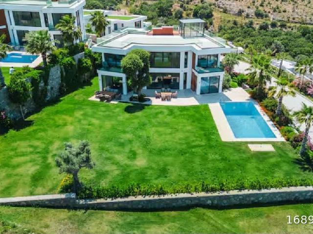Türkbükü, Bodrum içerisinde satılık Villa