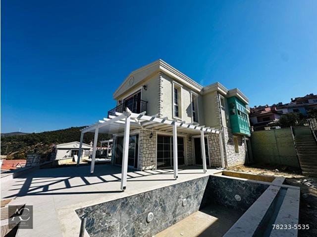 Kuşadasi, Aydin içerisinde satılık Villa