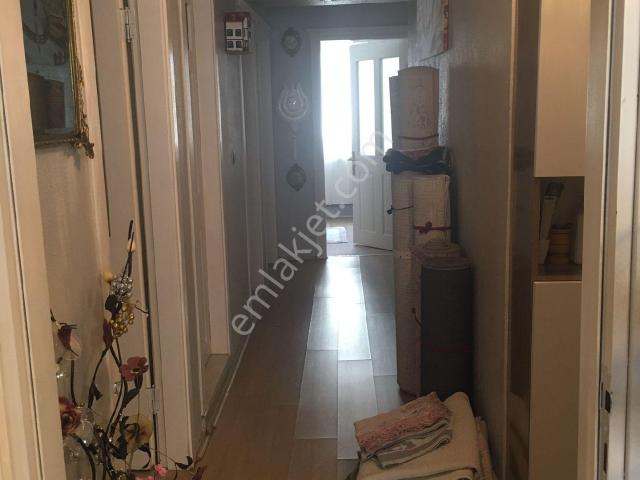 Karabağlar, İzmir içerisinde kiralık mülk
