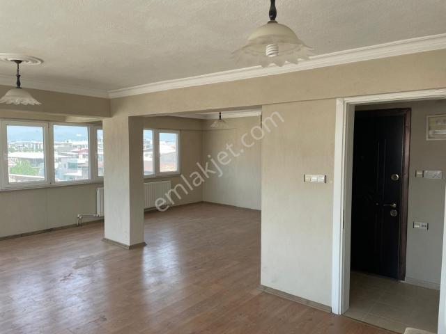 Bornova, İzmir içerisinde satılık mülk