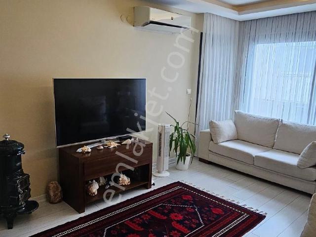 Konak, İzmir içerisinde satılık mülk