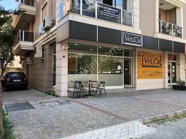 Bahriye Üçok Mahallesi, Karşıyaka içerisinde kiralık mülk