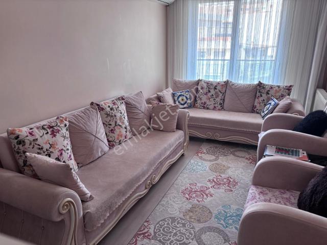 Bayrakli, İzmir içerisinde satılık mülk