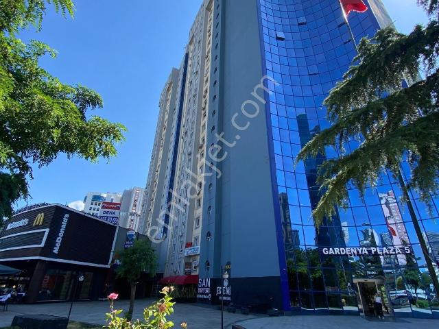 Ataşehir, İstanbul içerisinde kiralık mülk