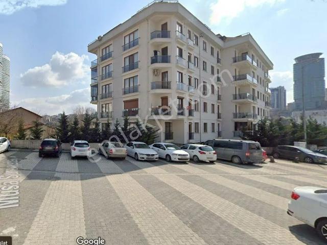 Ataşehir, İstanbul içerisinde satılık mülk