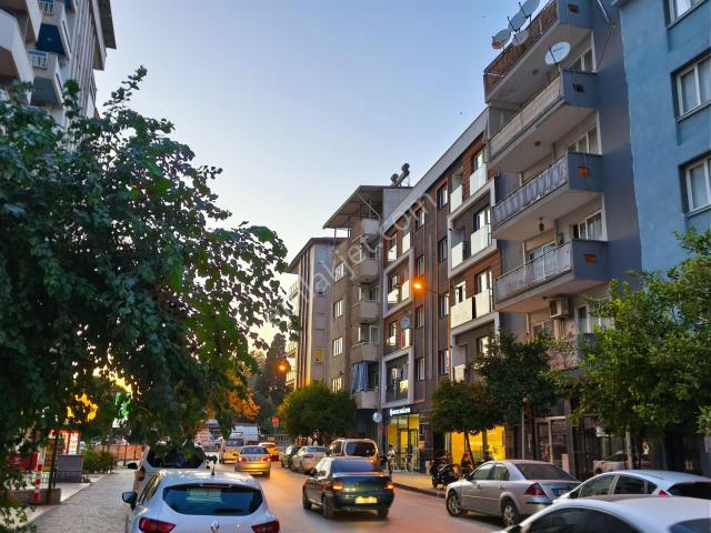 Kurtuluş Mahallesi, Efeler içerisinde kiralık mülk