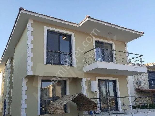 Foça, İzmir içerisinde kiralık mülk