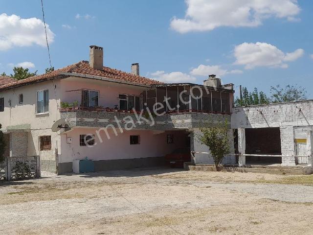 Babaeski içerisinde satılık Villa
