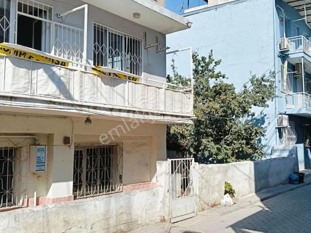 Rafet Paşa Mahallesi, Bornova içerisinde satılık Bina