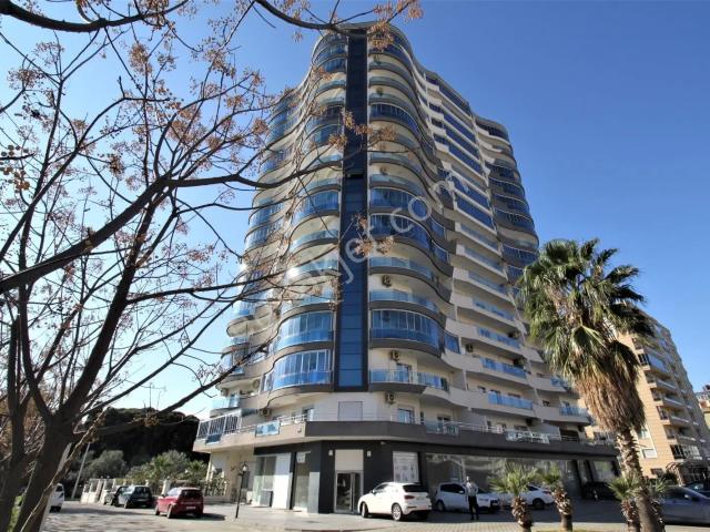 Bayrakli, İzmir içerisinde satılık mülk
