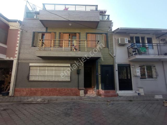 Buca, İzmir içerisinde satılık Villa