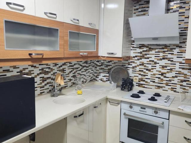 Karabağlar, İzmir içerisinde kiralık mülk