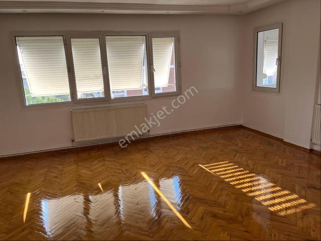 Karşiyaka, İzmir içerisinde kiralık mülk