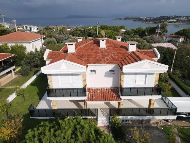 Çeşme, İzmir içerisinde satılık Villa
