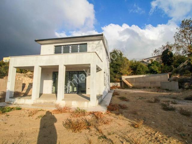 Narlı Mahallesi, Erdek içerisinde satılık Villa