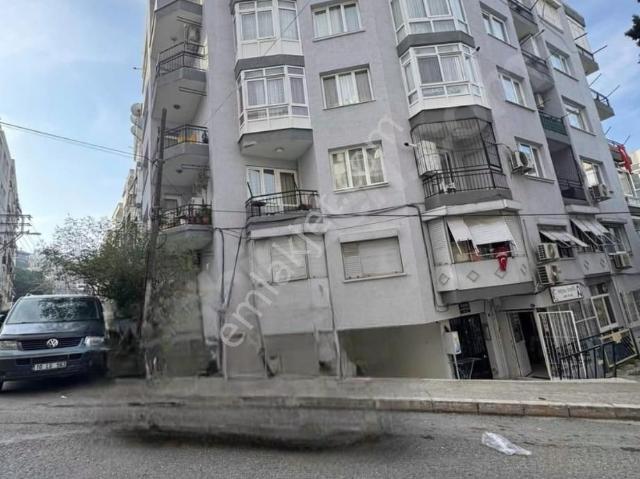 Konak, İzmir içerisinde satılık mülk