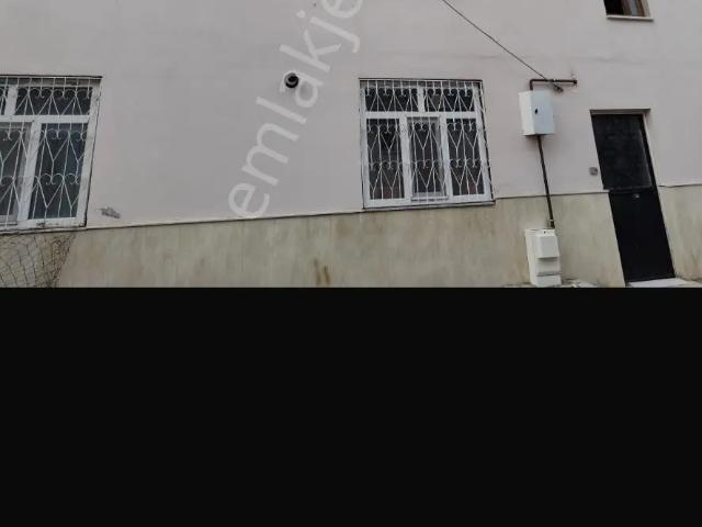 Bahçelievler, Gevaş içerisinde kiralık mülk