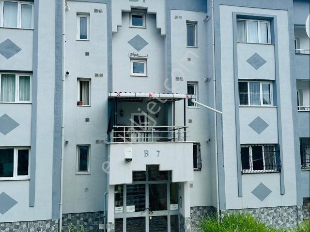 İzmit, Kocaeli içerisinde satılık mülk