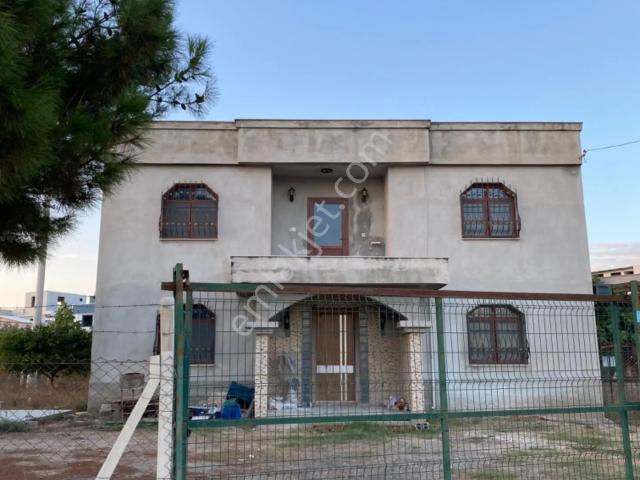 Suluca, Sarıçam içerisinde satılık Villa