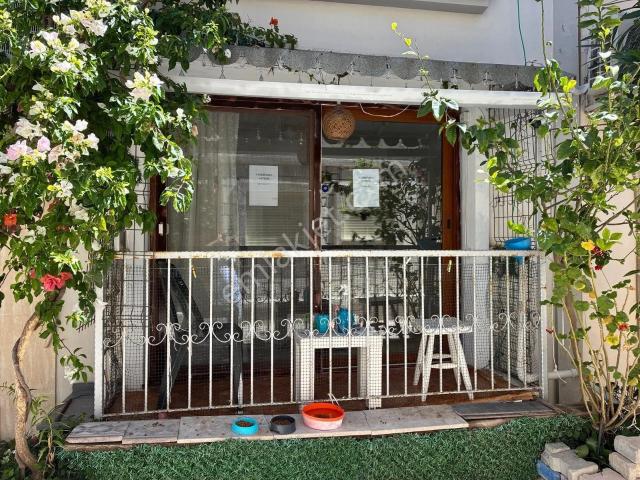 Çiftlik Mahallesi, Çeşme içerisinde satılık mülk