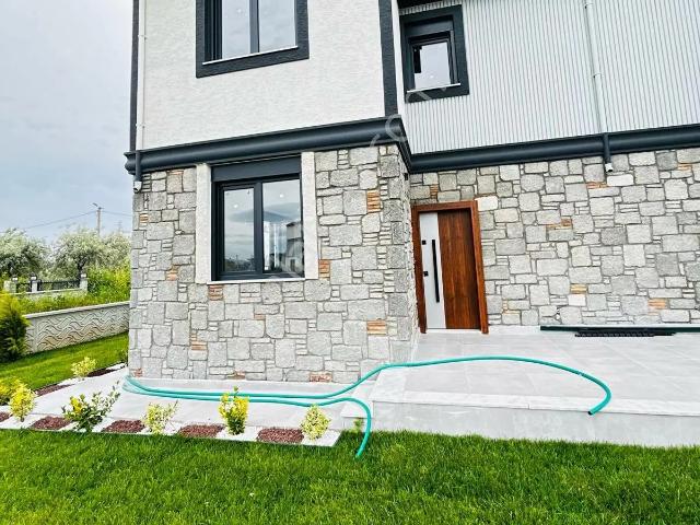 Altınova Mahallesi, Ayvalık içerisinde satılık Villa