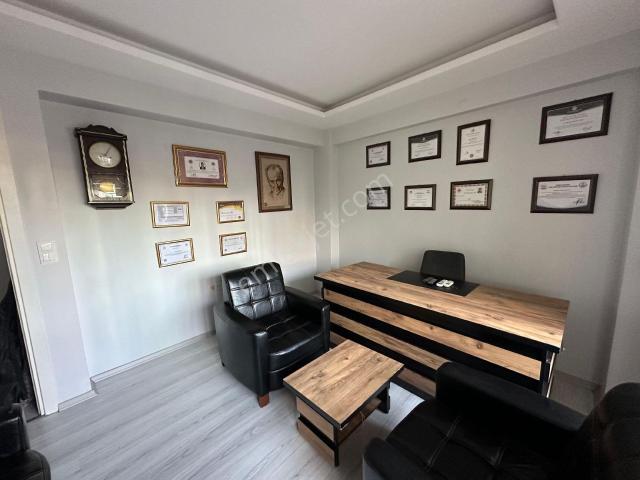 Bayrakli, İzmir içerisinde kiralık mülk
