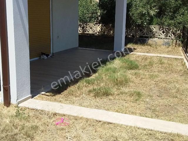 Çukuraltı Mahallesi, Menderes içerisinde satılık Villa