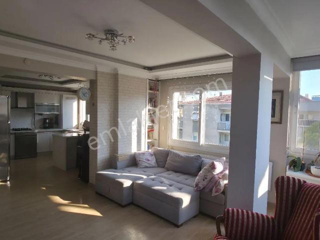 Buca, İzmir içerisinde satılık mülk