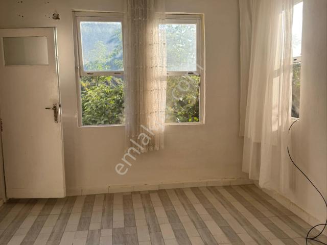 Alanya, Antalya içerisinde kiralık Bahce kati