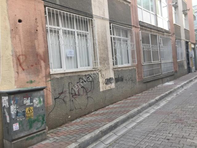 Aksoy Mahallesi, Karşıyaka içerisinde kiralık mülk