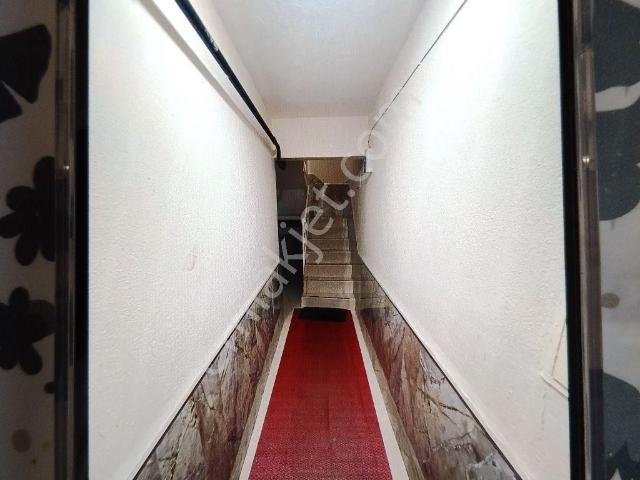 Karabağlar, İzmir içerisinde kiralık mülk