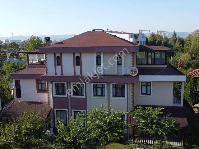 Kartepe, Kocaeli içerisinde satılık Villa