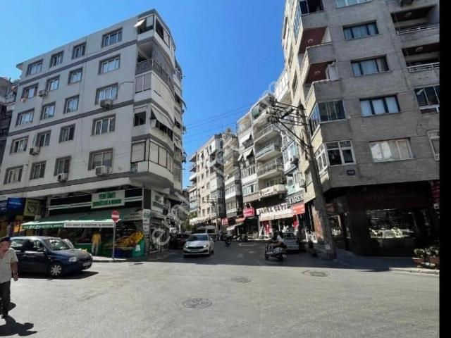 Karabağlar, İzmir içerisinde kiralık mülk