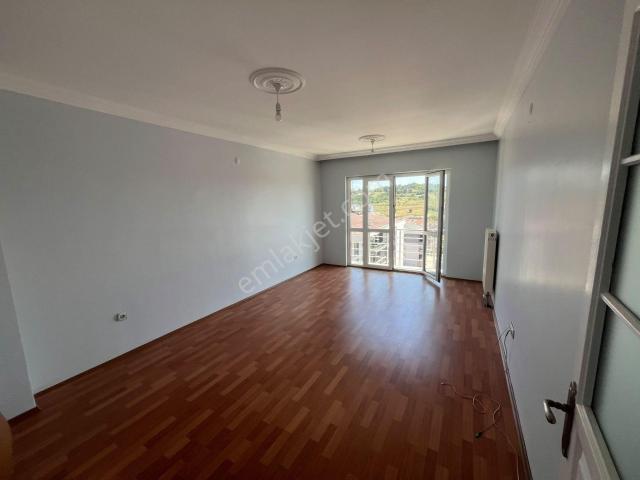 Korucuk Mahallesi, Adapazarı içerisinde kiralık mülk