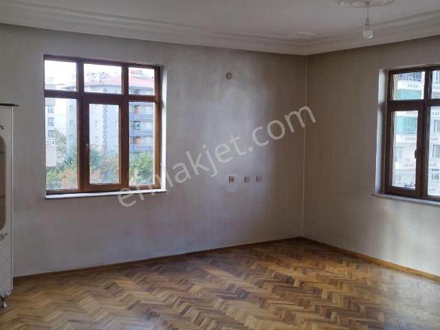 Van içerisinde kiralık mülk