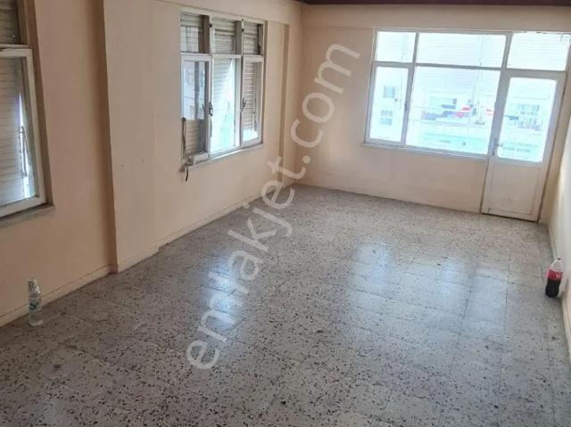Mersin, Akdeniz içerisinde kiralık mülk