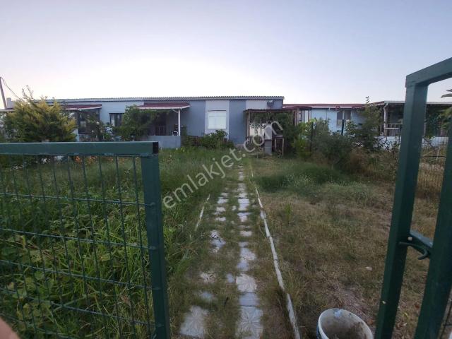 Karabürçek Mahallesi, Saray içerisinde satılık Villa