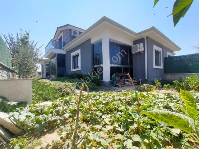 Urla, İzmir içerisinde kiralık mülk