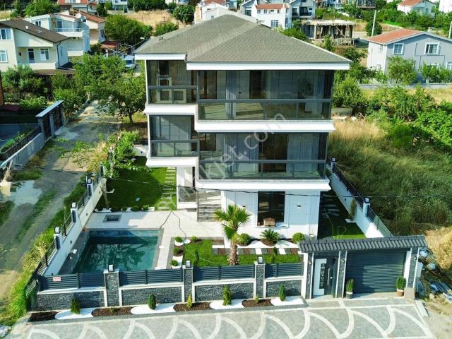 Yeniçiftlik Mahallesi, Marmaraereğlisi içerisinde satılık Villa