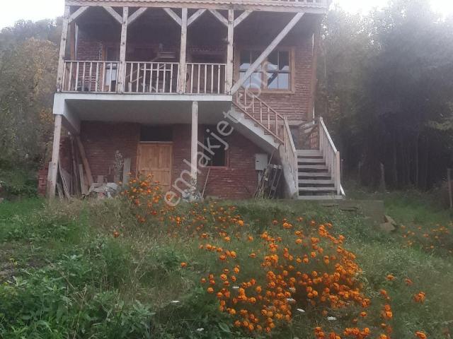 Sinop Merkez içerisinde satılık Köy evi
