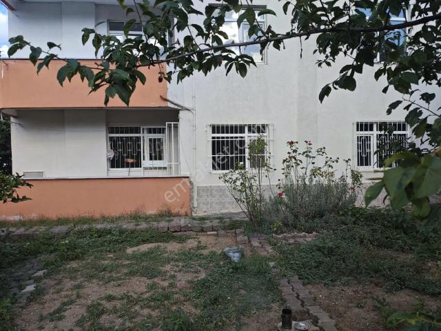 Donanma Mahallesi, Gölcük içerisinde kiralık mülk