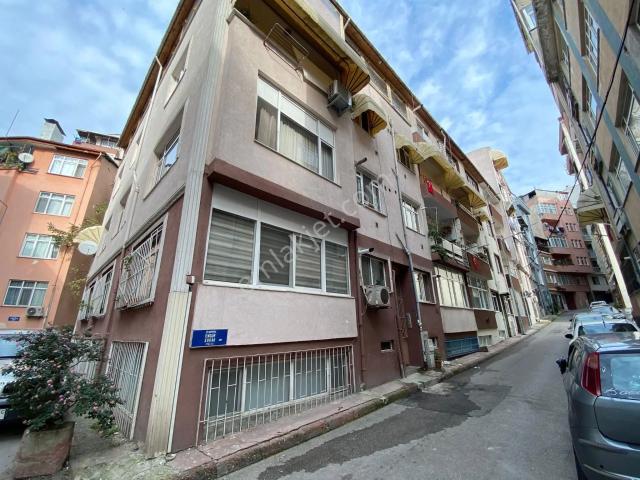 50. Yıl, İzmit içerisinde satılık mülk