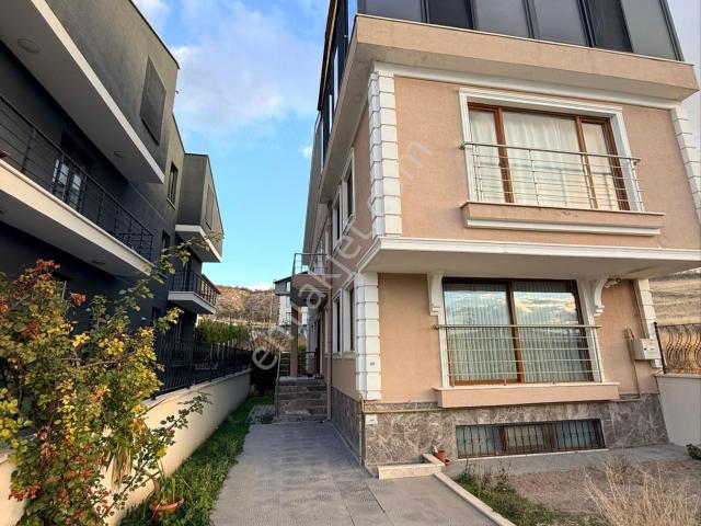 Çankaya, Ankara içerisinde satılık mülk