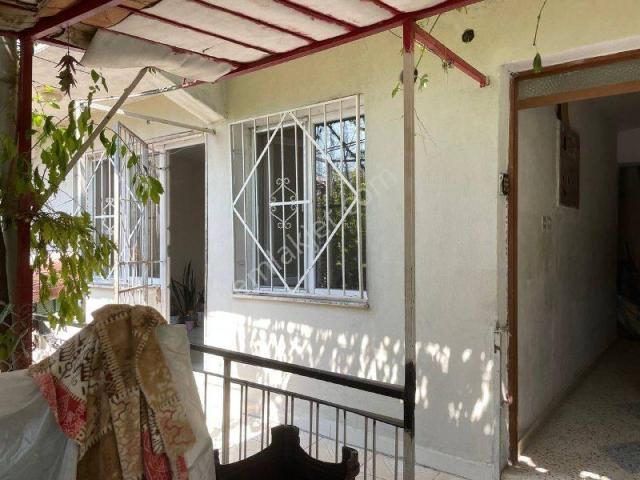 Bornova, Mevlana Mahallesi içerisinde kiralık Villa